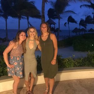 Meet your Posher, Brianna